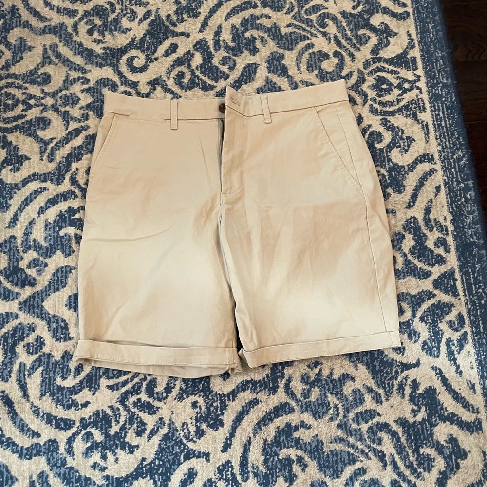 Gap Men’s Khaki Shorts Waist 32 Brand New